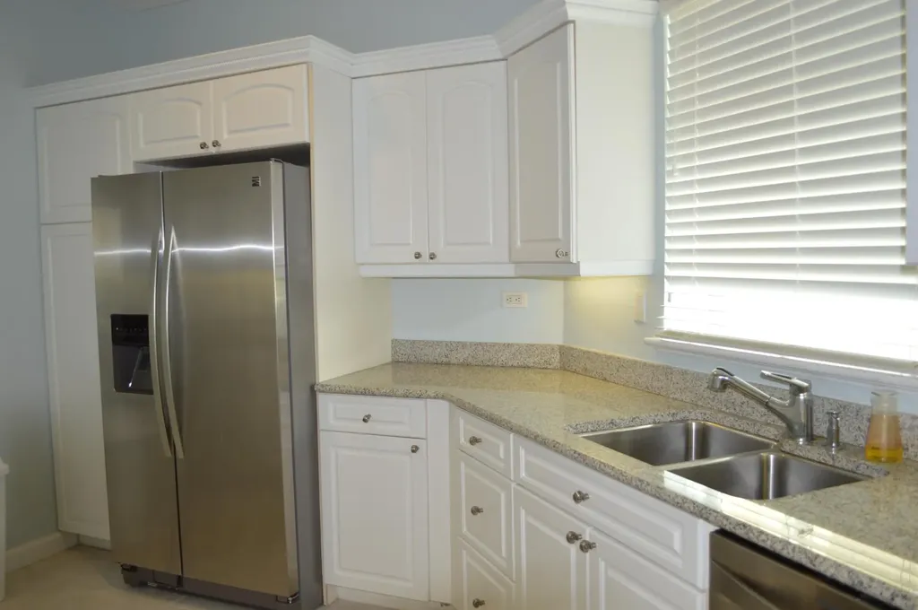 West Bay Street Bayroc New Providence Paradise Island BS