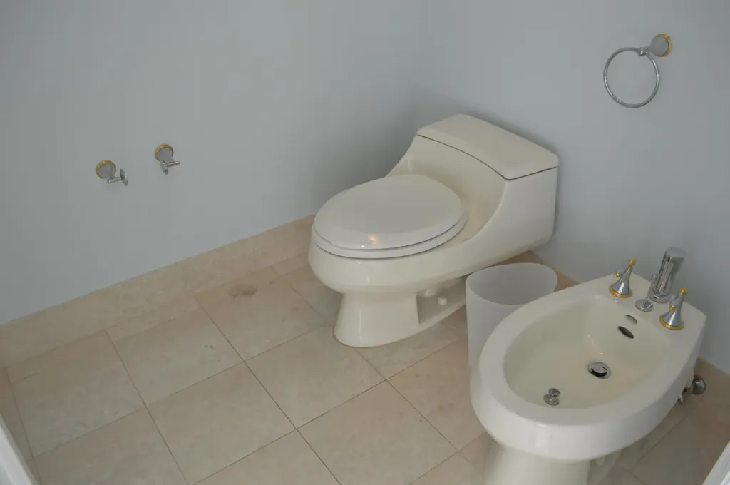 West Bay Street Bayroc New Providence Paradise Island BS