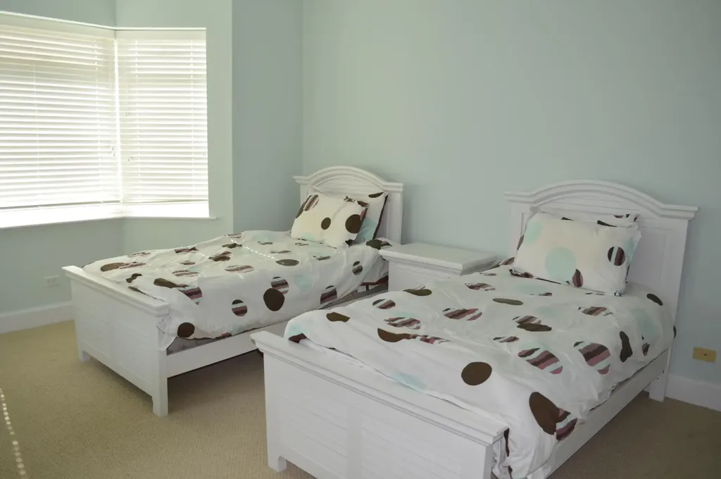 West Bay Street Bayroc New Providence Paradise Island BS