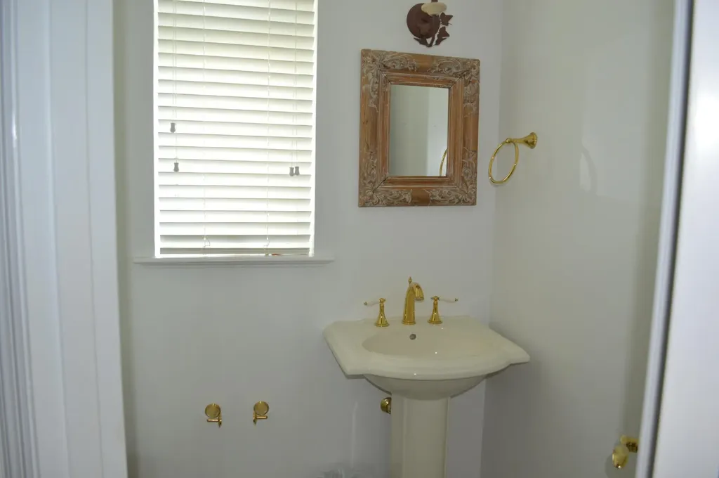 West Bay Street Bayroc New Providence Paradise Island BS