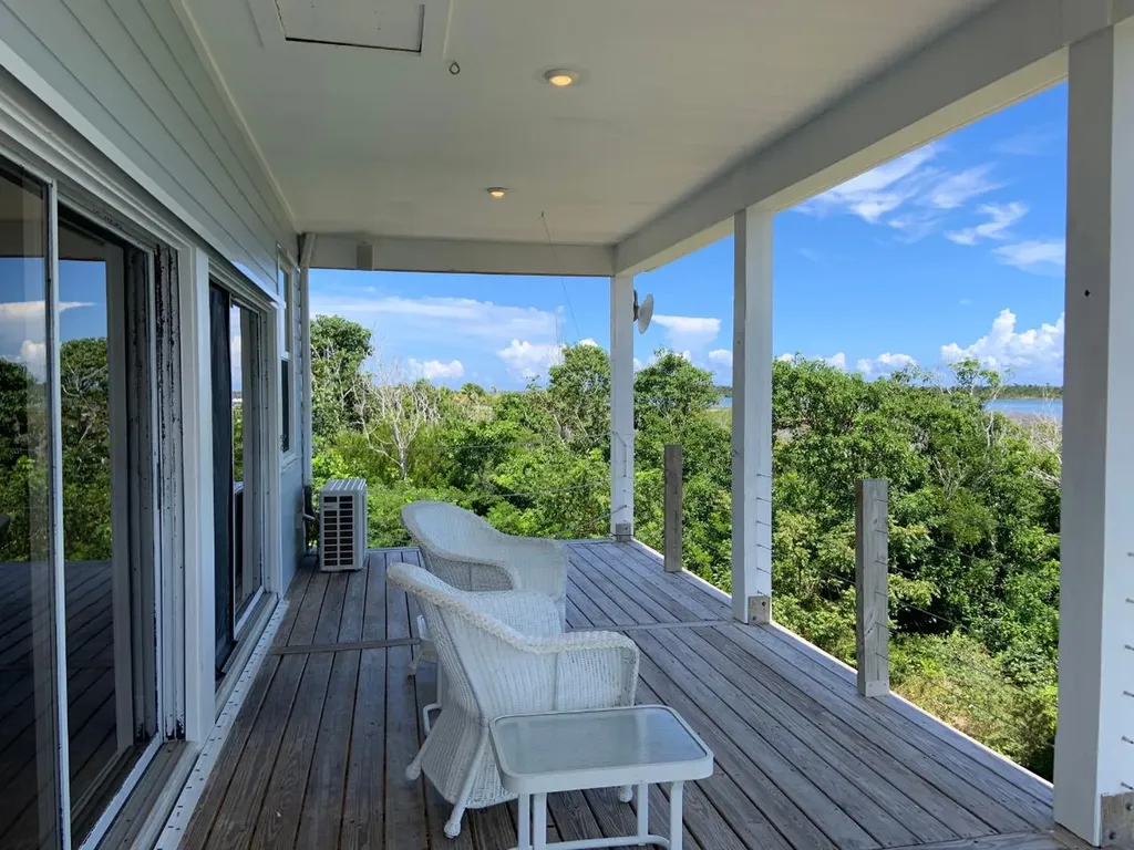 Turtle Creek - Sand Banks Abaco BS