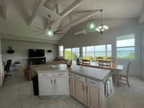 Turtle Creek - Sand Banks Abaco BS