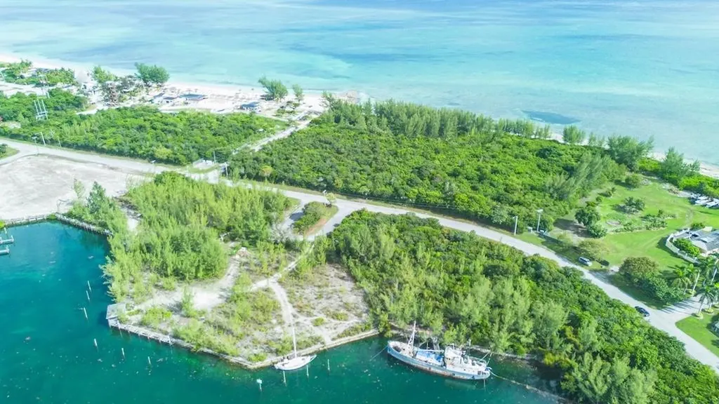 Bell Channel Tract Y Grand Bahama Freeport BS