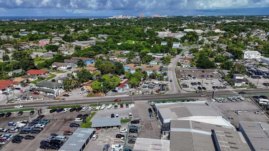 Thompson Blvd, Lot 9 & 10 New Providence Paradise Island BS