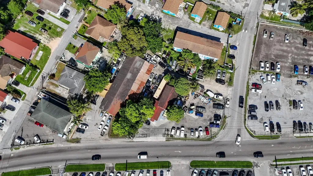 Thompson Blvd, Lot 9 & 10 New Providence Paradise Island BS