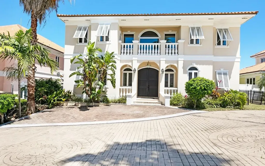 #5 Palatial Estates New Providence Paradise Island BS