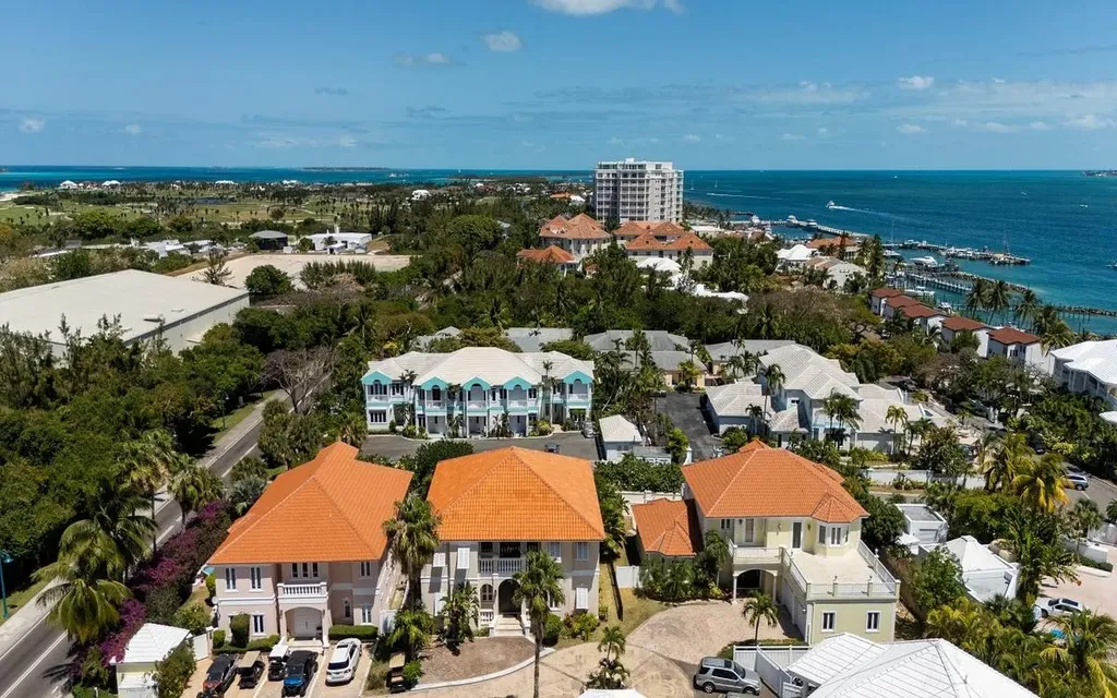 #5 Palatial Estates New Providence Paradise Island BS
