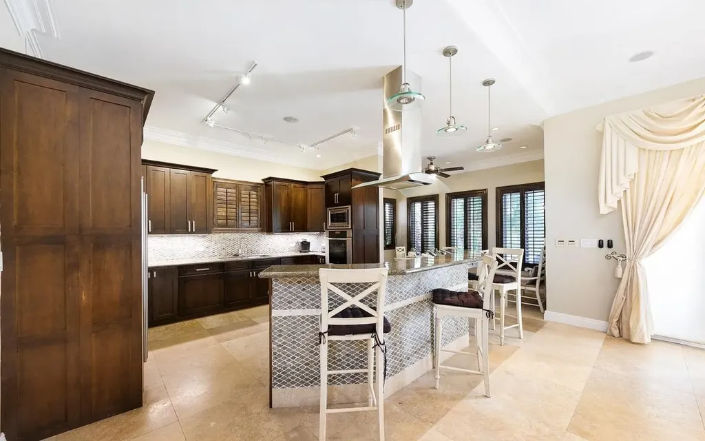 #5 Palatial Estates New Providence Paradise Island BS