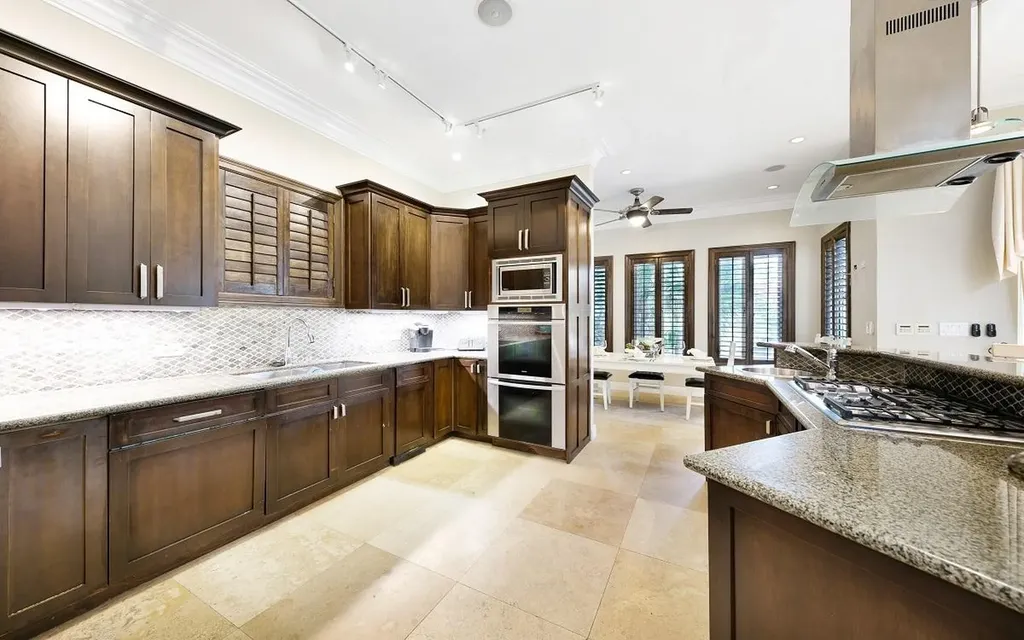 #5 Palatial Estates New Providence Paradise Island BS