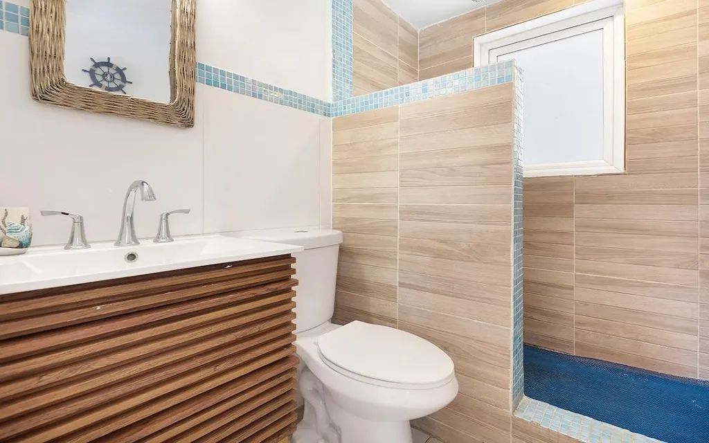 Town Court New Providence Paradise Island BS