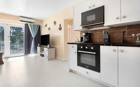 Town Court New Providence Paradise Island BS