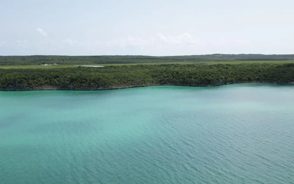 10 Acres, The Bluff Exuma BS
