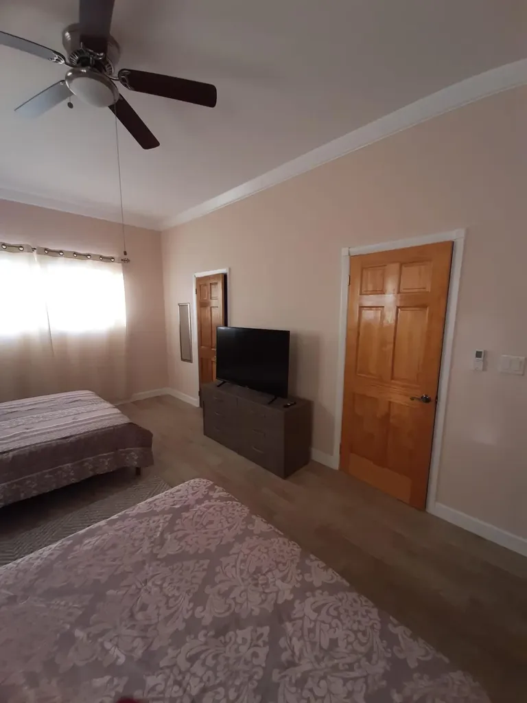 Dolphin Drive 17 New Providence Paradise Island BS