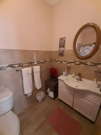 Dolphin Drive 17 New Providence Paradise Island BS