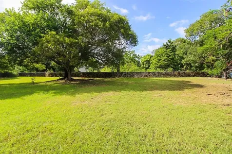 Hawaii Avenue Grand Bahama Freeport BS