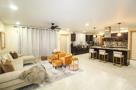 Hawaii Avenue Grand Bahama Freeport BS