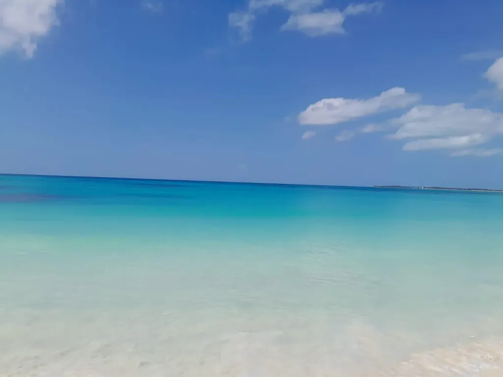 Green Castle 9-acre Lot Eleuthera BS