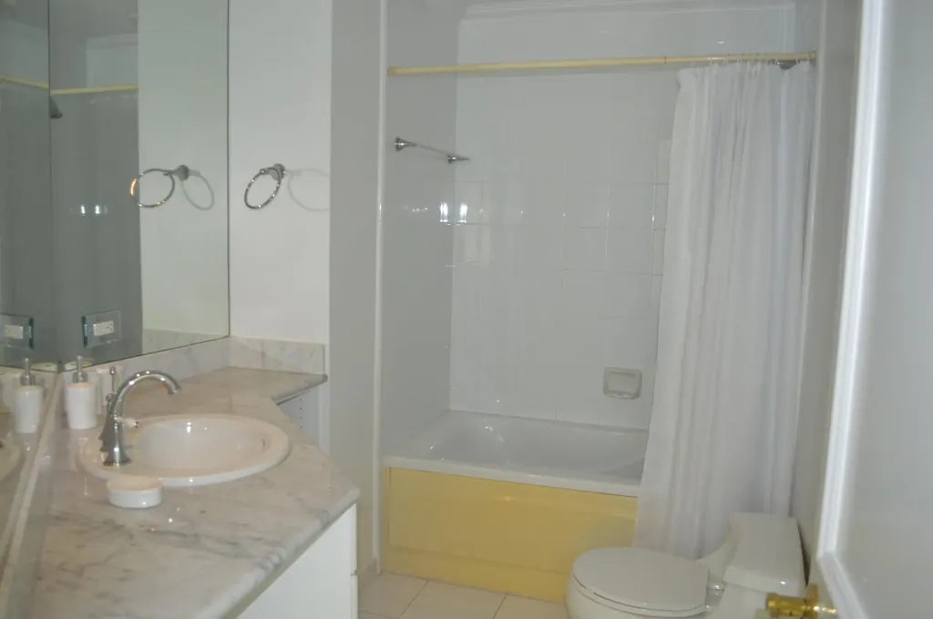 Cable Beach Bayroc New Providence Paradise Island BS