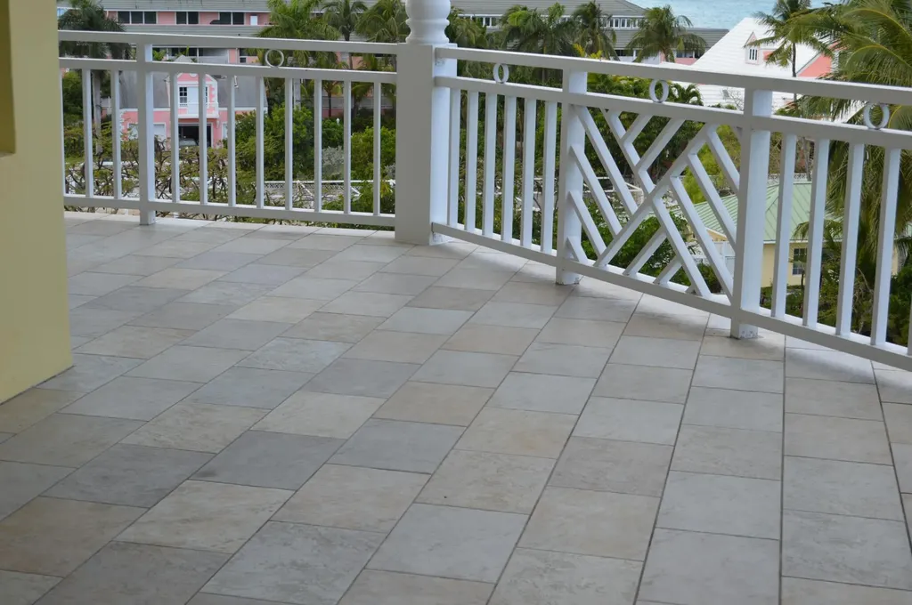 Cable Beach Bayroc New Providence Paradise Island BS