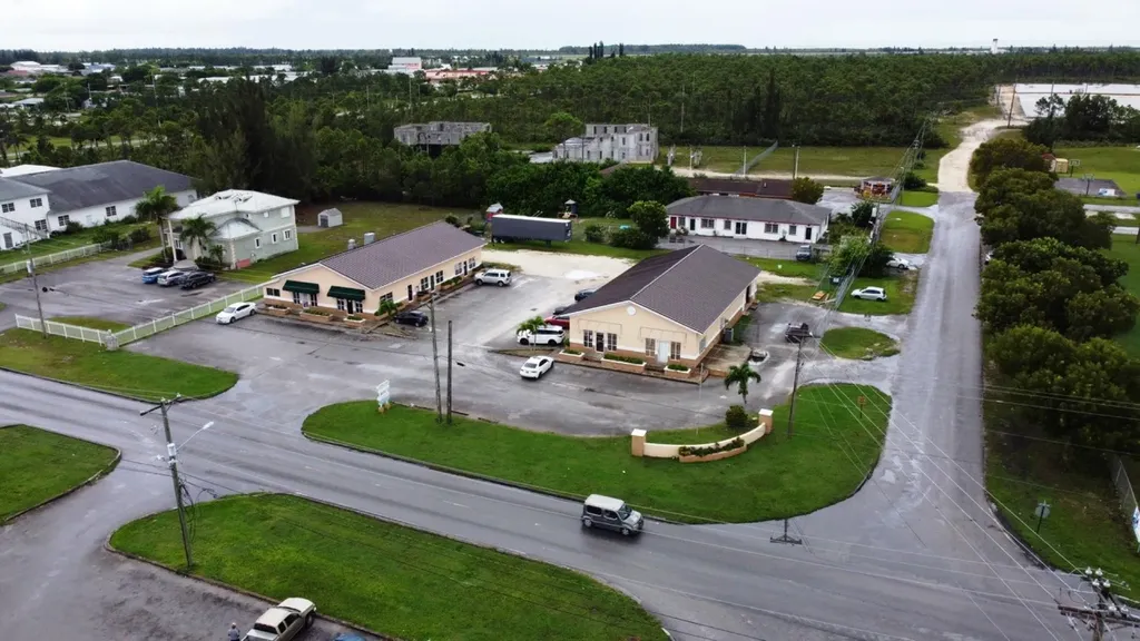 1b Fairfield Subdivision Grand Bahama Freeport BS