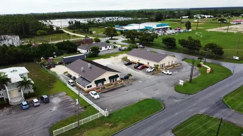 1b Fairfield Subdivision Grand Bahama Freeport BS