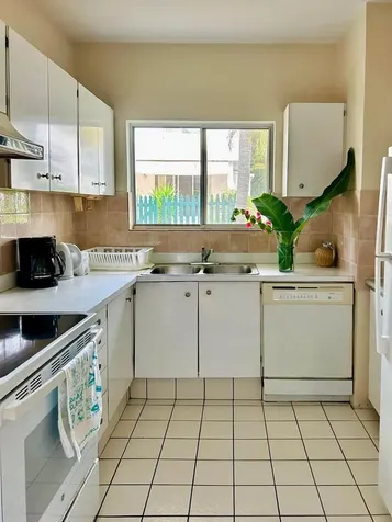 Bayview Suites New Providence Paradise Island BS