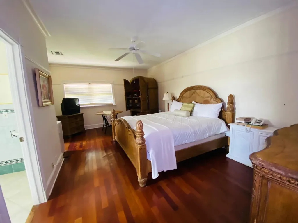 Bahamas Drive Colony Bay 26 & 27 Grand Bahama Freeport BS