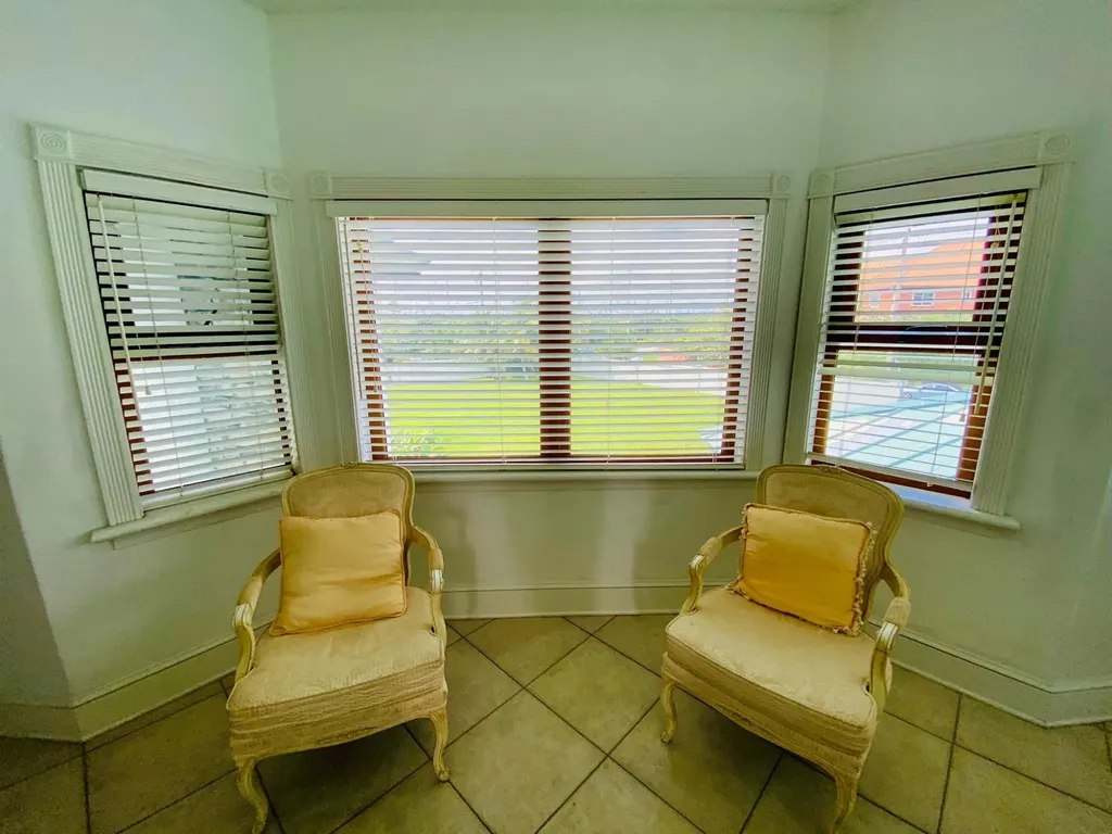 Bahamas Drive Colony Bay 26 & 27 Grand Bahama Freeport BS