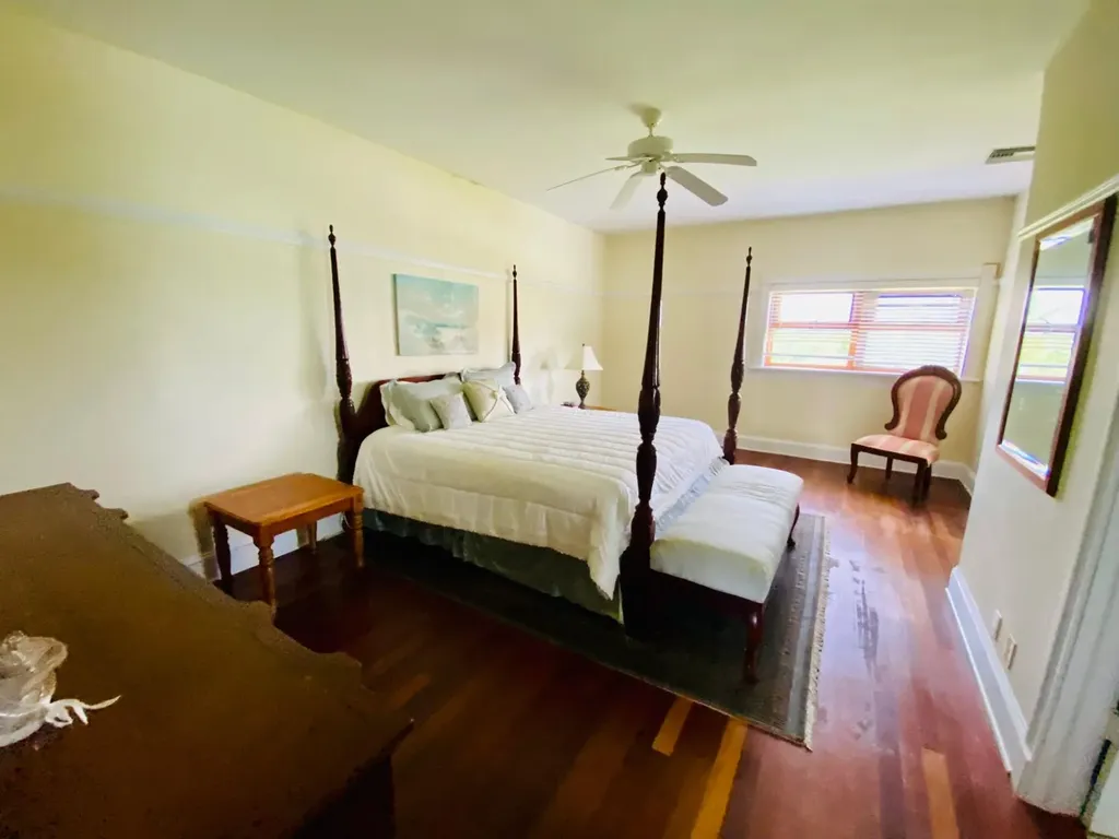 Bahamas Drive Colony Bay 26 & 27 Grand Bahama Freeport BS