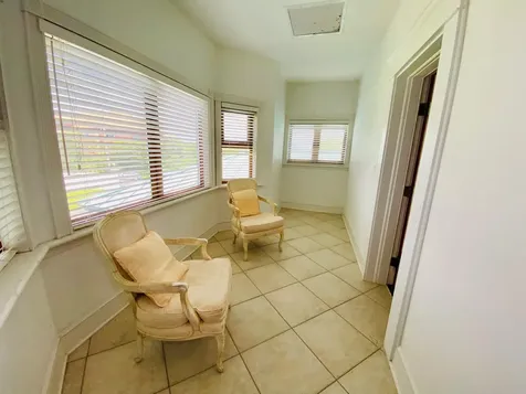 Bahamas Drive Colony Bay 26 & 27 Grand Bahama Freeport BS