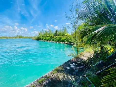 Bahamas Drive Colony Bay 26 & 27 Grand Bahama Freeport BS