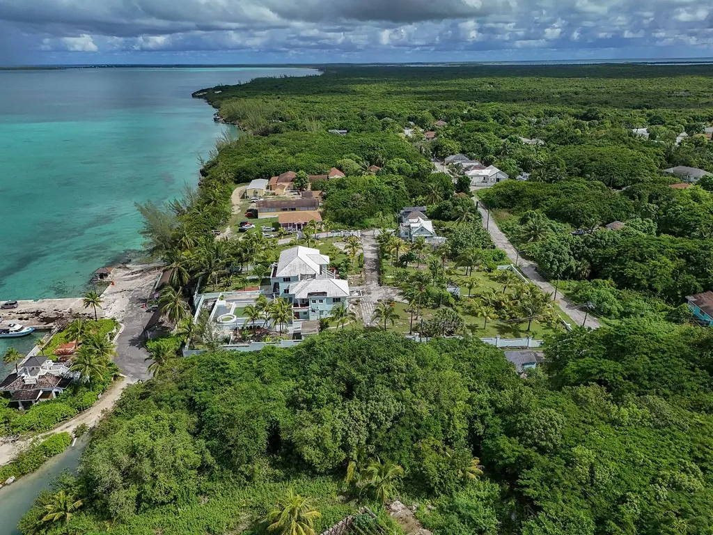 The Bluff Complex Eleuthera BS