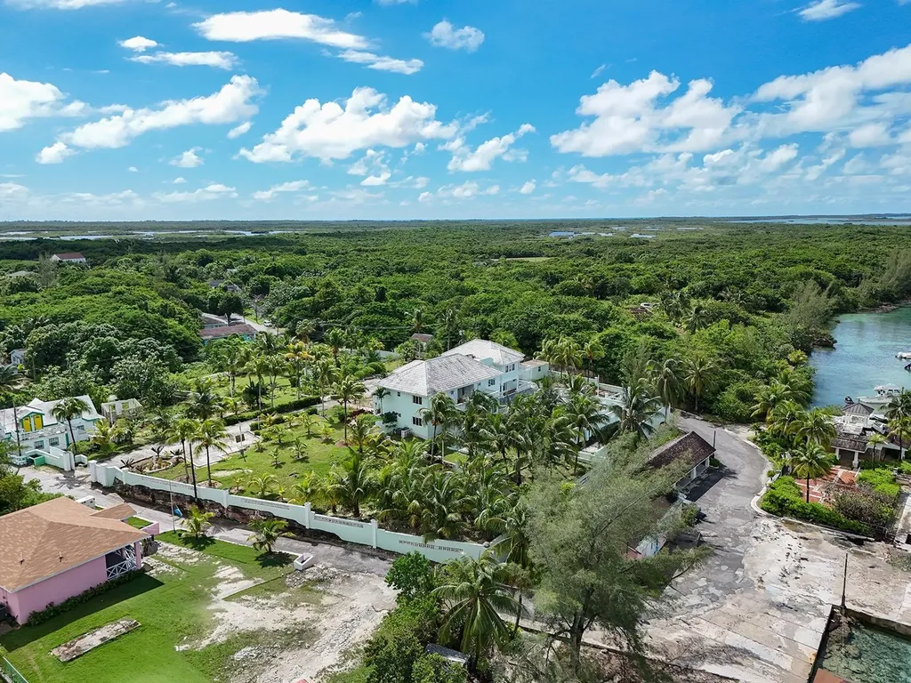 The Bluff Complex Eleuthera BS