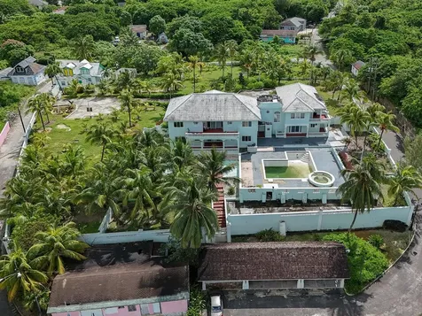 The Bluff Complex Eleuthera BS