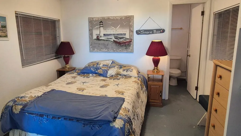 12, 12a & 13 Sandy Point Abaco BS