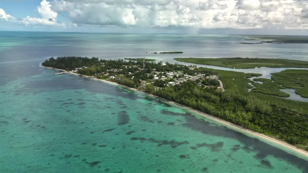 12, 12a & 13 Sandy Point Abaco BS