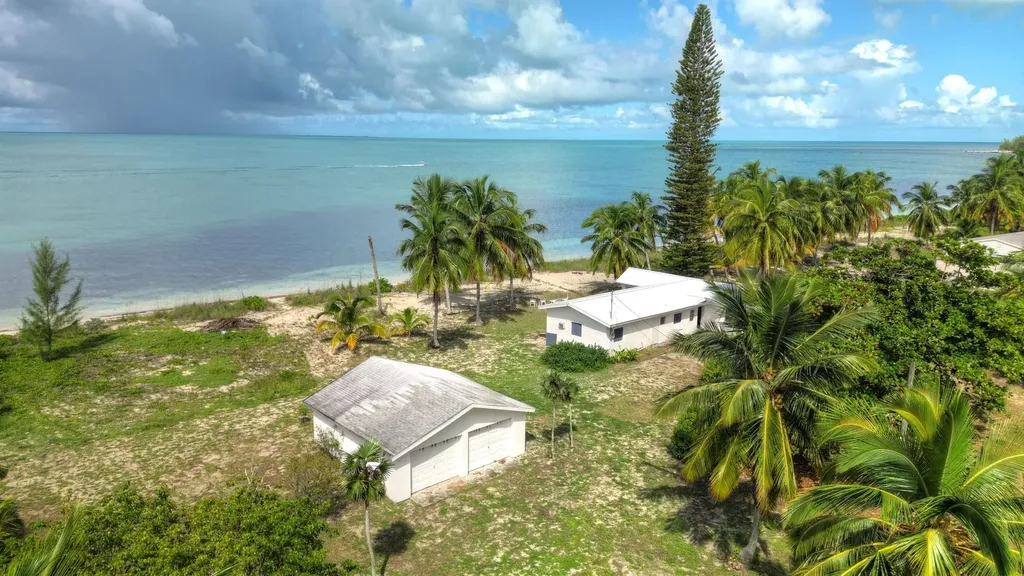 12, 12a & 13 Sandy Point Abaco BS