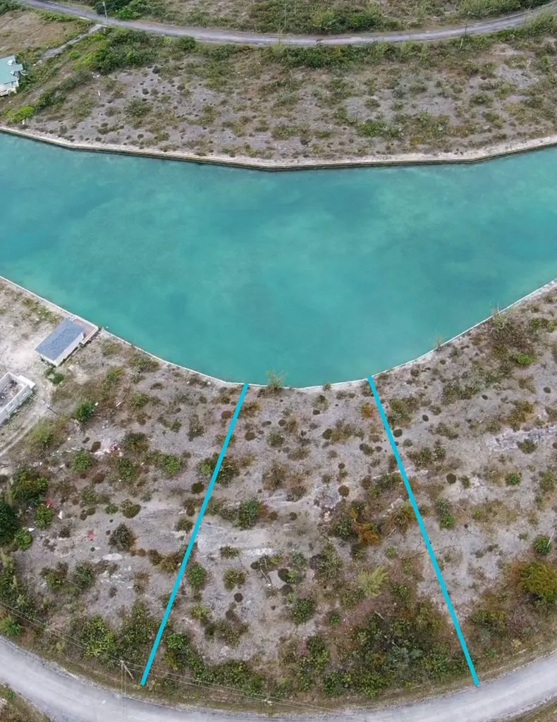 Breech Drive 28 Grand Bahama Freeport BS