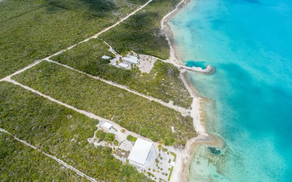 2.06 Acres Indian Hole Point Long Island BS