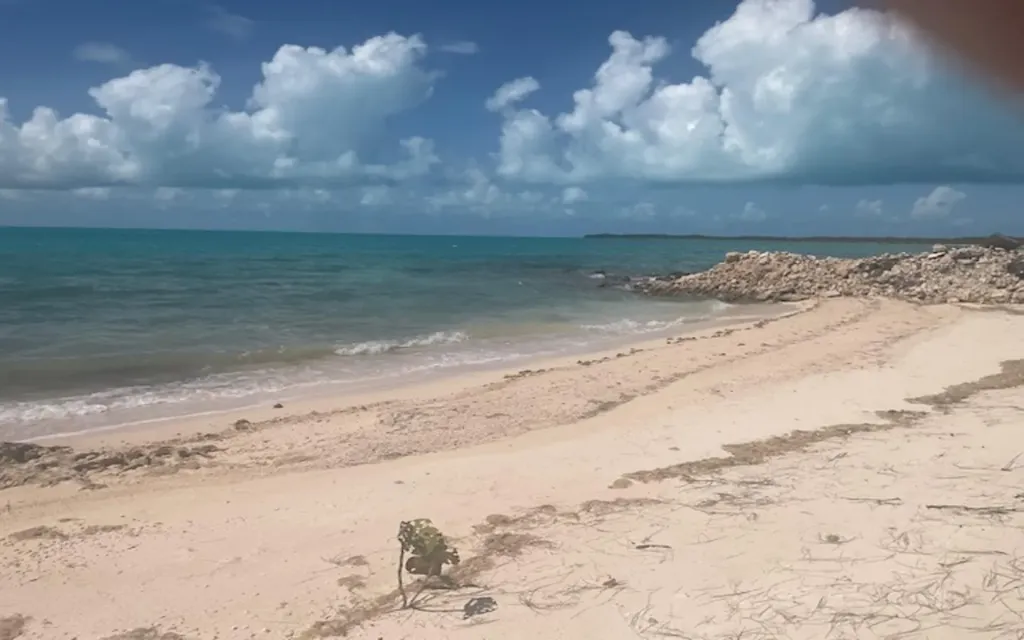 2.06 Acres Indian Hole Point Long Island BS