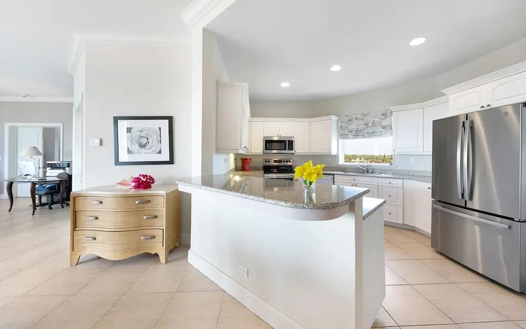 Bayroc Apartment New Providence Paradise Island BS