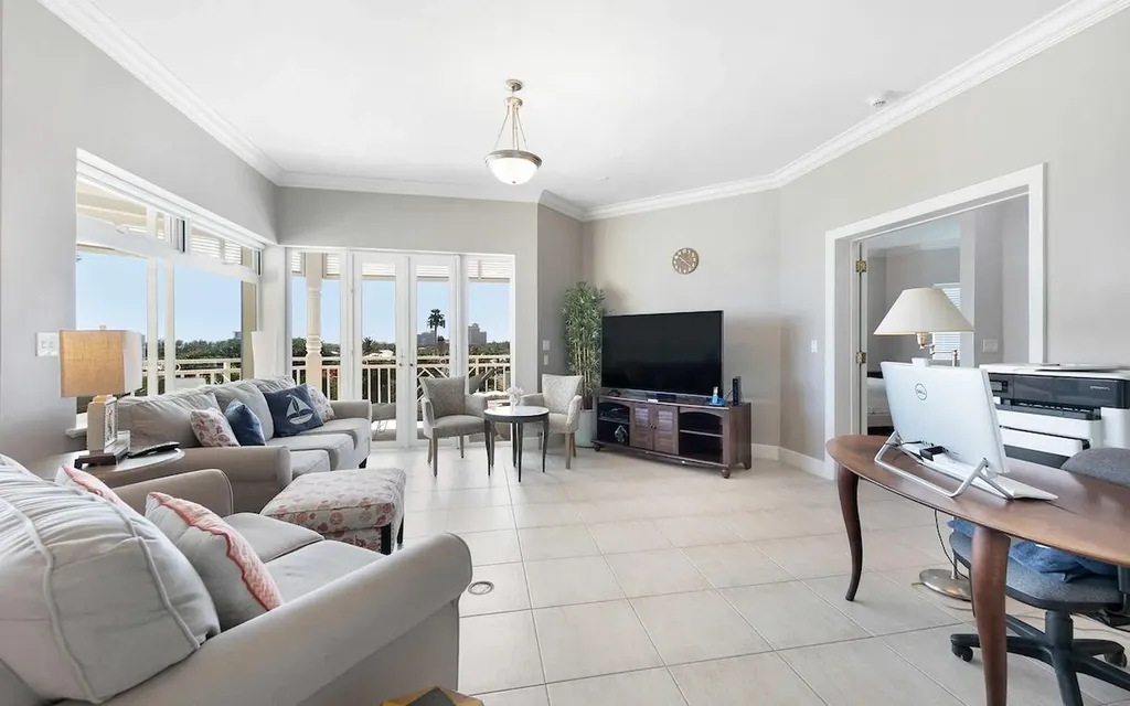 Bayroc Apartment New Providence Paradise Island BS