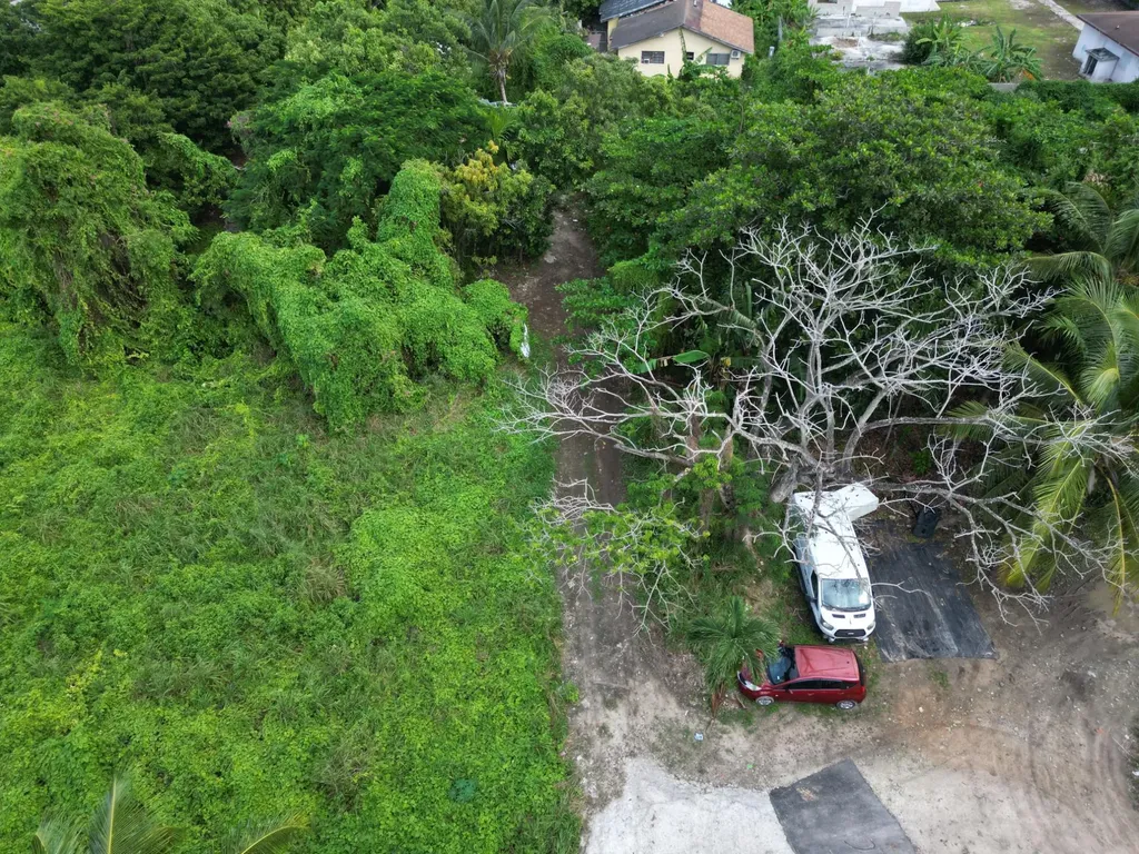 Brice Lane Lot, Fox Hill New Providence Paradise Island BS