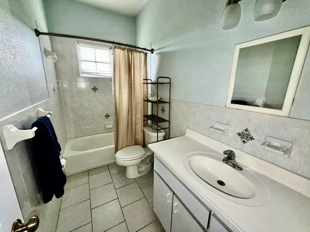 Ludford Road Rental Grand Bahama Freeport BS