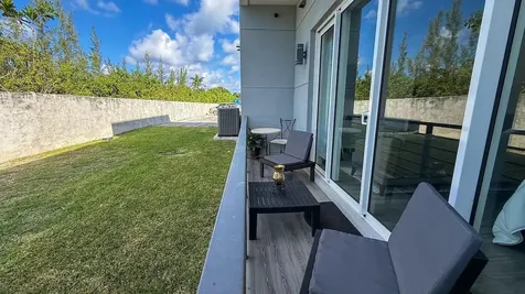 Villa Nova Studio Rental New Providence Paradise Island BS