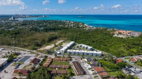 Villa Nova Studio Rental New Providence Paradise Island BS
