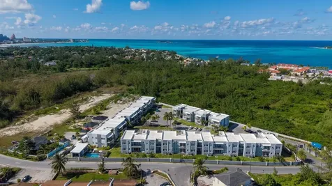 Villa Nova Studio Rental New Providence Paradise Island BS