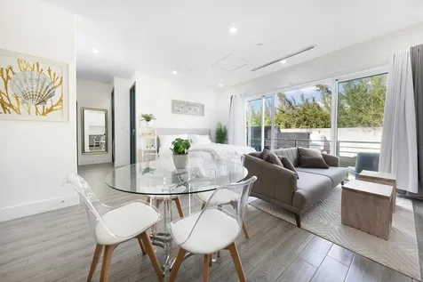 Villa Nova Studio Rental New Providence Paradise Island BS