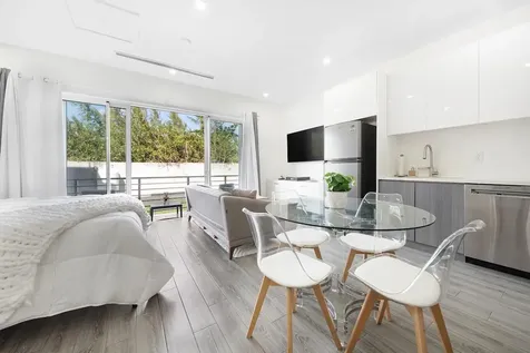 Villa Nova Studio Rental New Providence Paradise Island BS