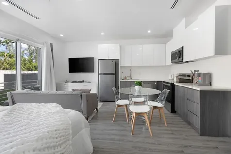 Villa Nova Studio Rental New Providence Paradise Island BS